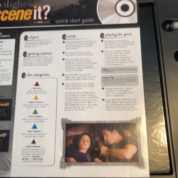 TWILIGHT SCENE IT THE DVD GAME - Picture 6 of 10